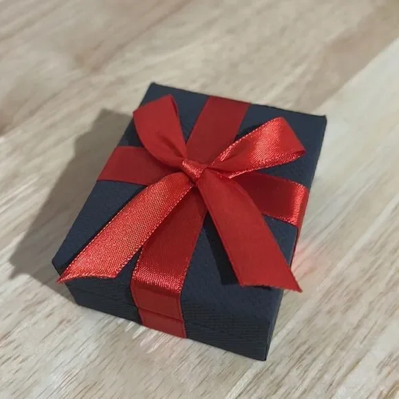 Sterling Silver Ear Ring Set - Picture 4 of 4